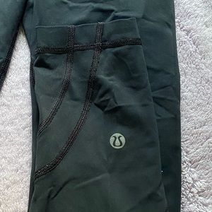 Lululemon size 2 crop leggings